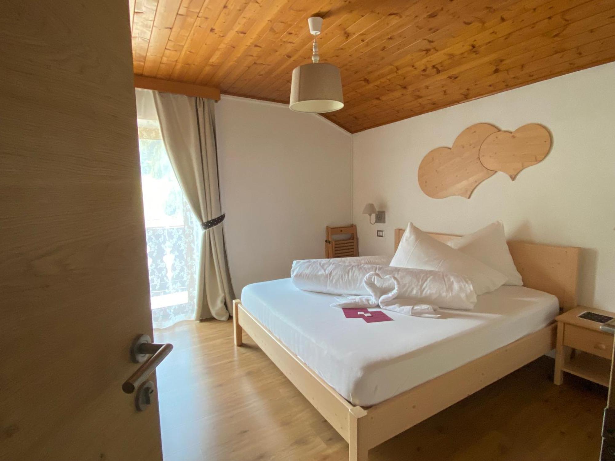 Double Room Mountain View